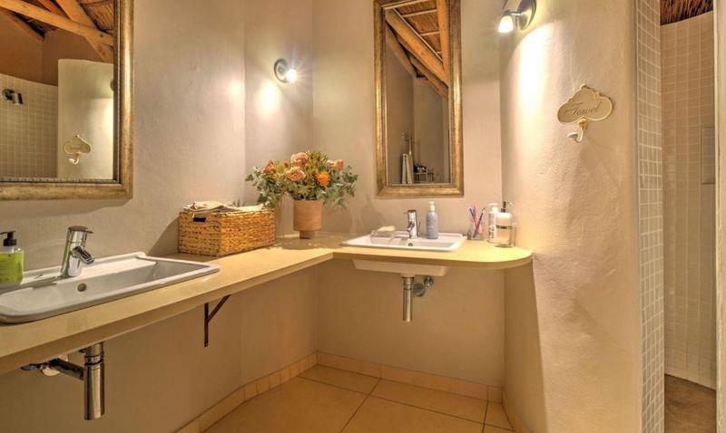 4 Bedroom Property for Sale in Stellenbosch Central Western Cape